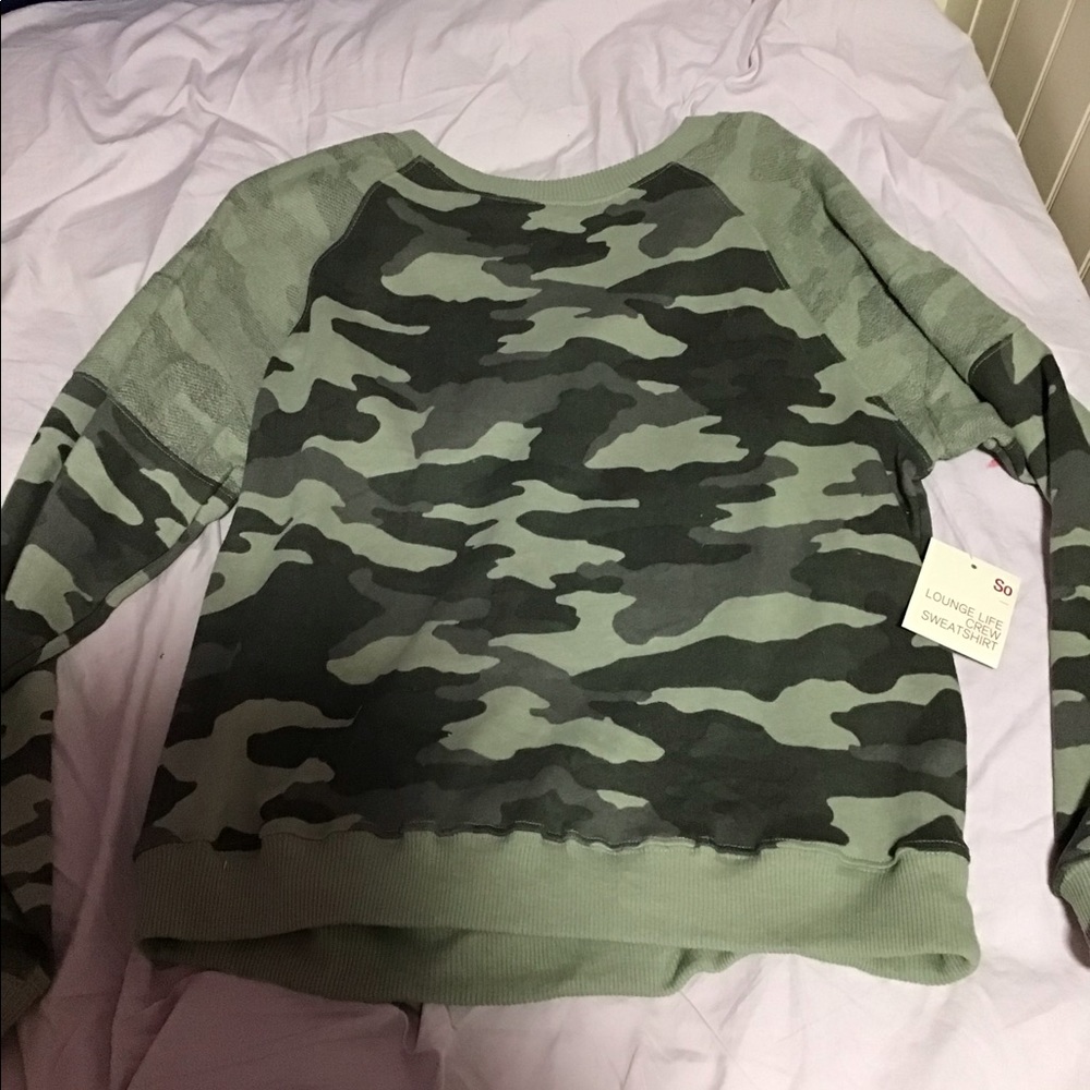 Camouflage green sweater